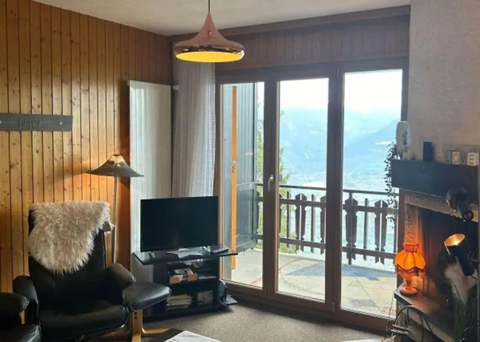 Charming In Vaysonnaz 베이소나츠